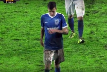 «Грязевой» футбол: МФК «Николаев» на своем поле проиграл «Нефтянику»