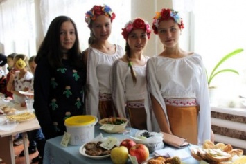 Ученики одной из школ Херсонщины провели благотворительную ярмарку