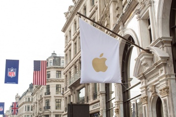 Фотофакт: в Лондоне открылся обновленный магазин Apple