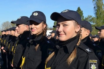 Аваков: "Быть новым полицейским - это быть тем, кому доверяют" (ФОТО)