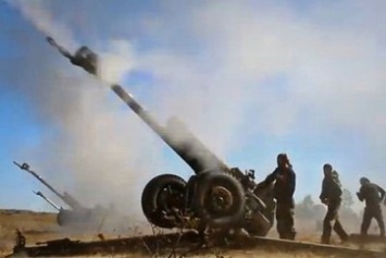 Битва за Донбасс: идет расстрел из крупных калибров, но без прорывов