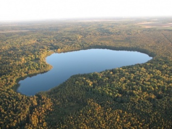 Российские ученые погрузились в самое загадочное озеро в мире