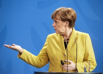 Меркель заявила о необходимости введения новых санкций против России - СМИ