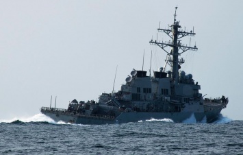 Эсминец ВМС США третий раз за неделю обстреляли с территории Йемена