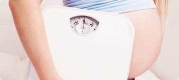Ученые: Ожирение при беременности несет риски для матери и ребенка