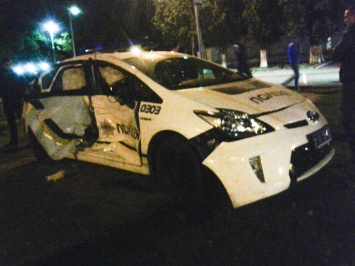 Внедорожник столкнулся с патрульным автомобилем в Николаеве, есть пострадавшие