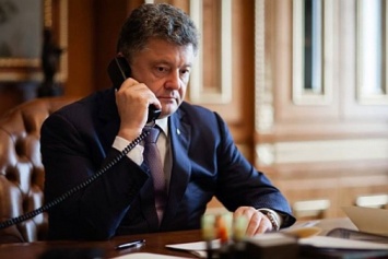Украинские олигархи и Вашингтон начинают искать замену потерявшему адекватность Порошенко