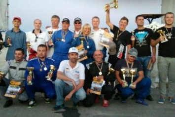 Сумские гонщики показали лучшие результаты среди 110 участников на Чемпионате Украины по автоспорту - 2016 (ФОТО)