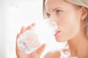 6 психологических причин пить больше воды