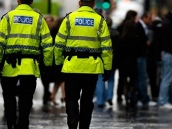 В Англии арестованы 8 мужчин. Обвинение - насилие над 1400 девочками