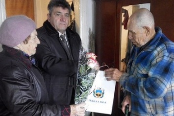 Долгожители Макеевки: в Советском районе ветеран отметил 90-летие