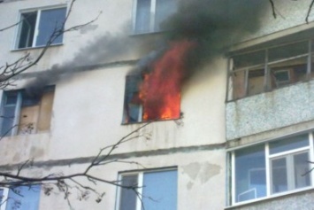 В Бердянске на шестом этаже дома произошел пожар