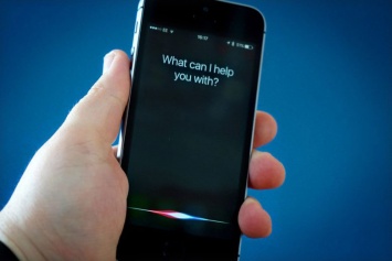 Apple наняла ведущего эксперта в области искусственного интеллекта для совершенствования Siri
