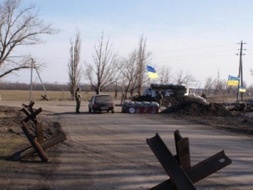 В секторе Мариуполь боевики "ДНР" обстреляли КПВВ "Гнутово"