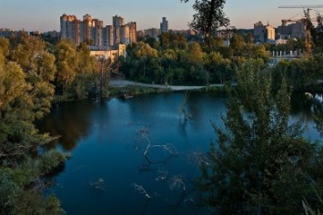 В Киеве за 65 млн укрепят берега озера Глинка