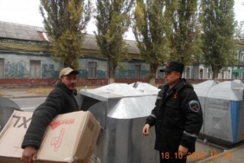 Со вчерашнего дня в Кременчуге начал работу "мусорный патруль" (ФОТО)