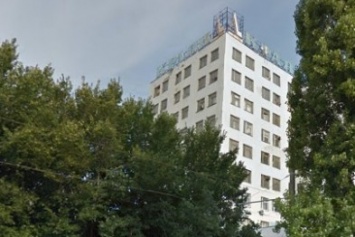 Труханов купит здание у "прокладки", которую месяц назад приобрел ассистент юракадемии (ФОТО, ДОКУМЕНТ)