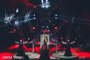 «Сегодняшний концерт я точно запомню!»: Светлана Лобода отпраздновала свой день рождения на сцене ОДК в Николаеве