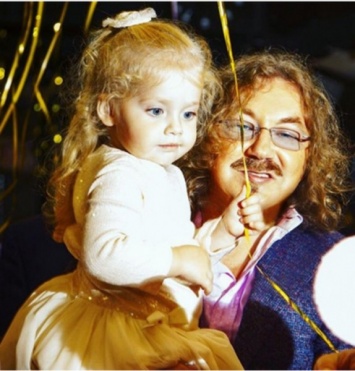 Игорь Николаев показал фото повзрослевшей дочери Пугачевой и Галкина