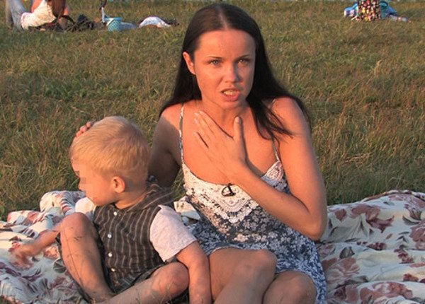 В Латвии местная жительница избила ребенка, заявив, что «русским тут не место»