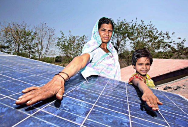 В Индии начали разрабатывать поезд на солнечной батарее