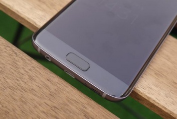 В Galaxy S8 Samsung может использовать аккумуляторы LG