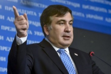 Саакашвили потребовал у Труханова включить одесситам отопление