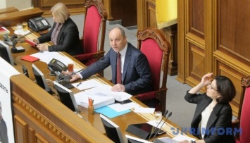 Рада приняла бюджет в первом чтении и передала Кабмину свои предложения