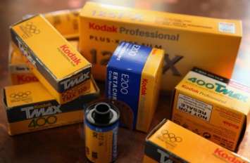Kodak вернула форму и цвета «самого узнаваемого логотипа», который использовала с 1971 по 2006 год