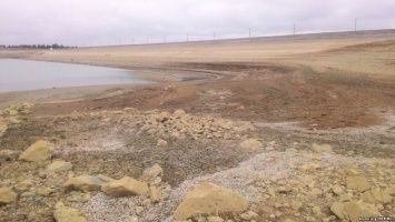 В Крыму стремительно мелеет Белогородское водохранилище