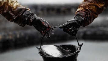 Нацбанку разрешили продать херсонскую нефтебазу Курченко