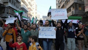 Жители Алеппо протестуют против режима Асада и России