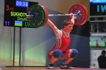 Павлоградец Дмитрий Сухоцкий - в шестерке сильнейших тяжелоатлетов планеты