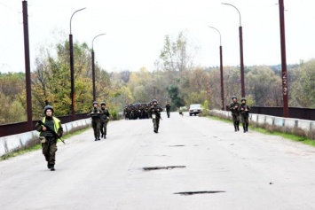 Украинские воины продолжают учения (ФОТО)