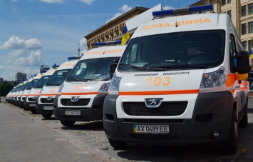 Китай передаст Украине 50 автомобилей скорой помощи