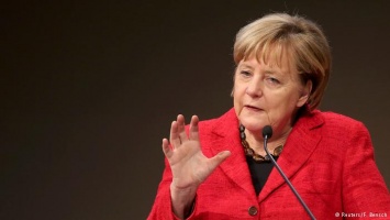 Меркель назвала АдГ партией отрицателей