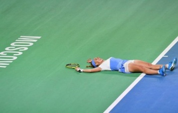 Кузнецова победила в Москве и квалифицировалась на WTA Finals