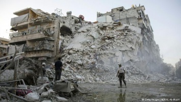 Правозащитники заявили о возобновлении бомбардировок Алеппо
