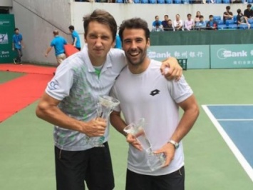 С.Стаховский стал победителем теннисного турнира в Китае