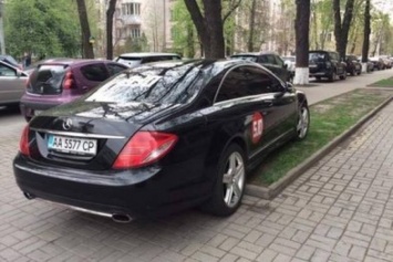 "Паркуется, как хам": в Киеве осудили лидера политической партии (ФОТО)