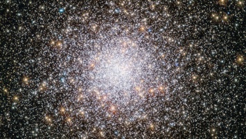 "Хаббл" сфотографировал аномально молодые звезды на окраинах Галактики