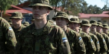 Каждый второй военный разведчик в Эстонии находится на грани алкоголизма
