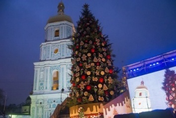Киев потратит 150 тыс. грн на новогоднюю сцену