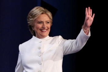 Шутки для Хиллари Клинтон придумывает группа из пяти помощников