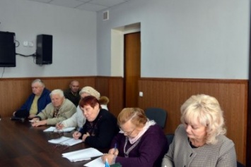 Добропольские ветераны обсудили актуальные проблемы населения