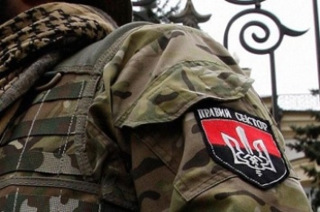 "Правый сектор" хочет штурмовать Печерский суд из-за ареста соратника
