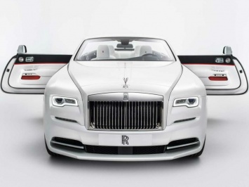 Rolls-Royce показал новую модификацию кабриолета Dawn