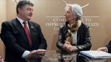 Порошенко пообещал, что Украина не будет жить только на подачки МВФ