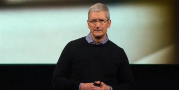 Впервые с 2001 года выручка Apple сократилась