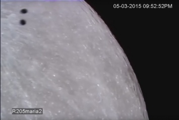 Астроном-любитель из США заснял два НЛО, пролетающих над луной